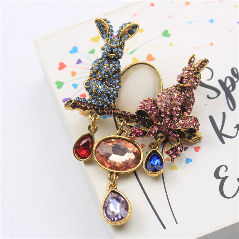 Vintage Rhinestone Tassel Zodiac Rabbit Brooch for Women Coat Pin Jewelry