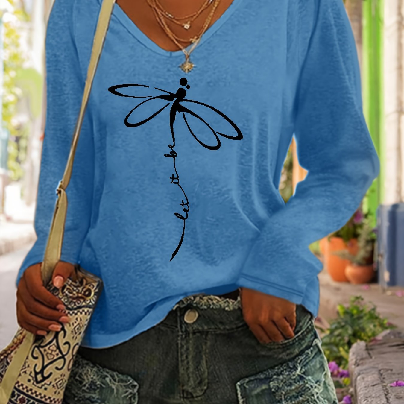 Plus Size Women’s Dragonfly Print V-Neck Long Sleeve T-Shirt for Spring Fall