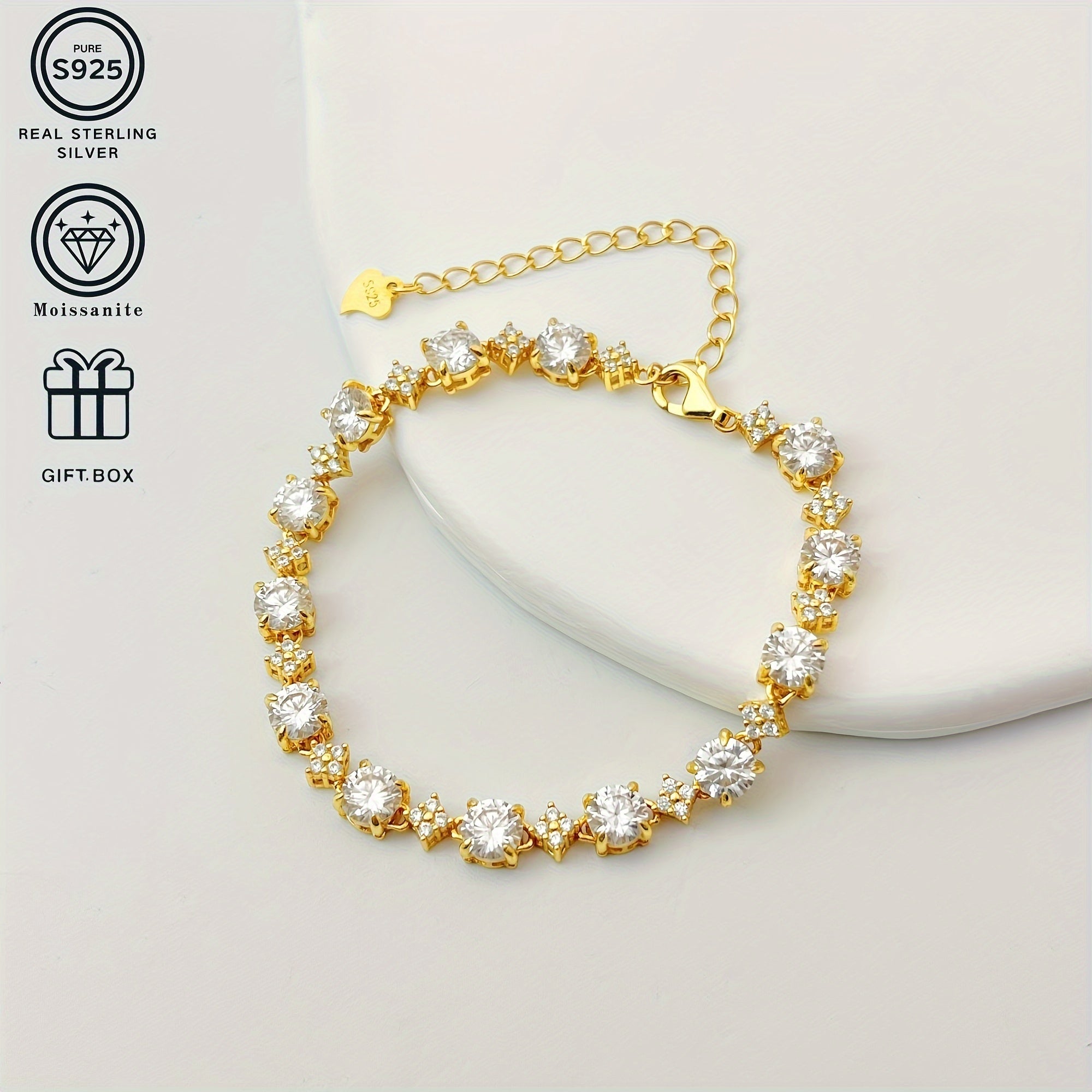Silver Bracelet with Star-Shaped Moissanite 0.5ct and Gold Clasp for Women