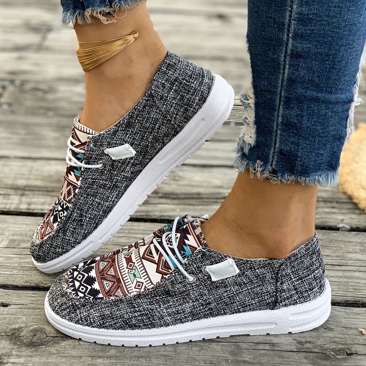 Women's Vintage Fabric Slip-On Sneakers with Random Print