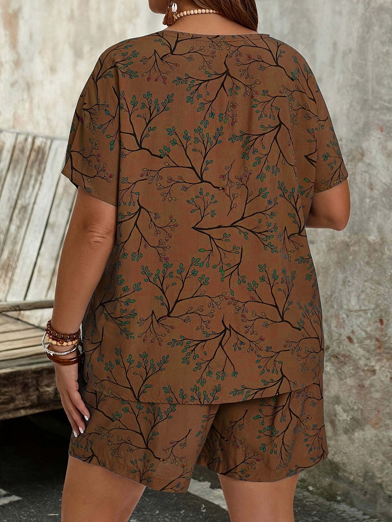 Plus Size Floral Print Shorts and Top Pajama Set Lightweight Polyester