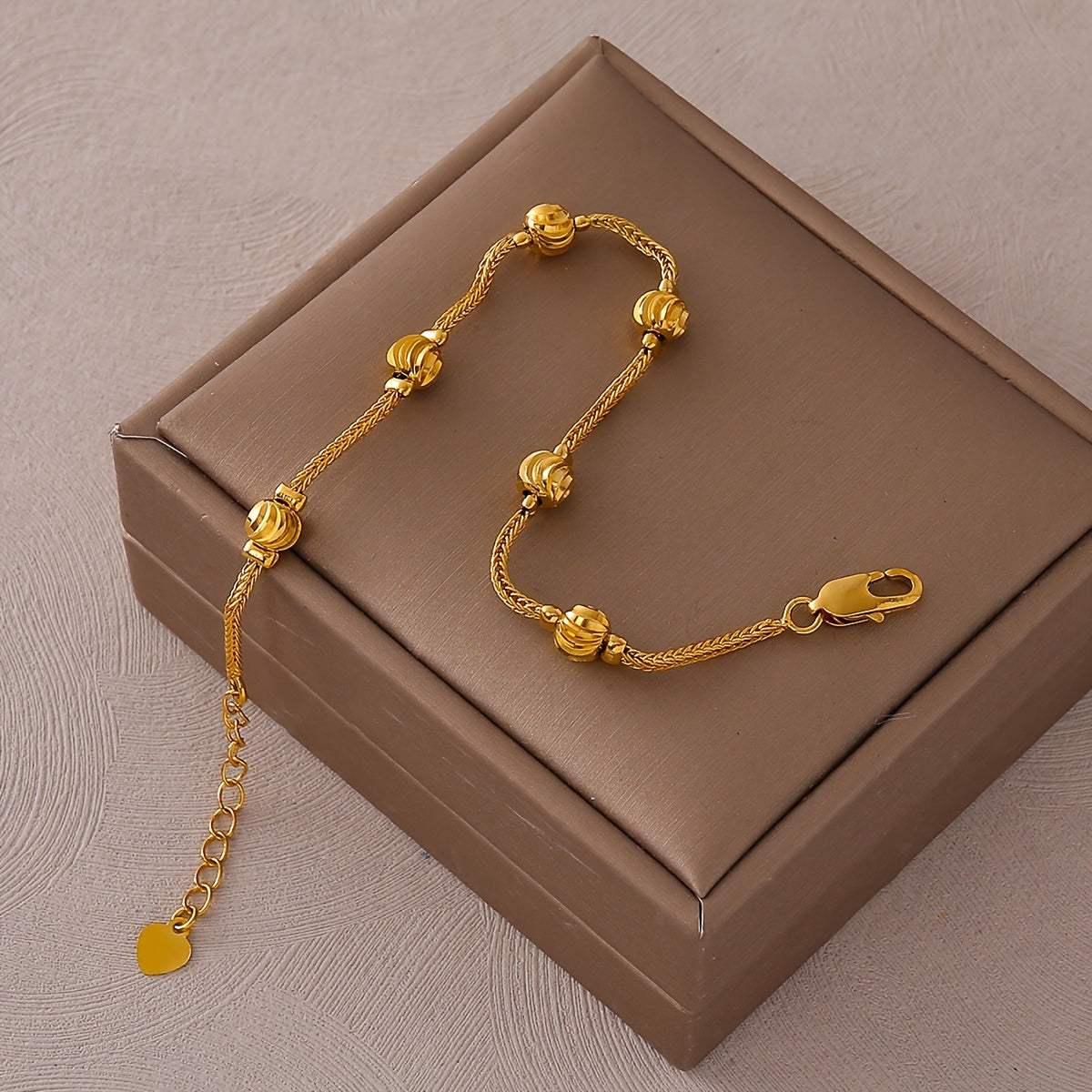 Gold-Plated Copper Bracelet for Women Court Design Elegant Jewelry