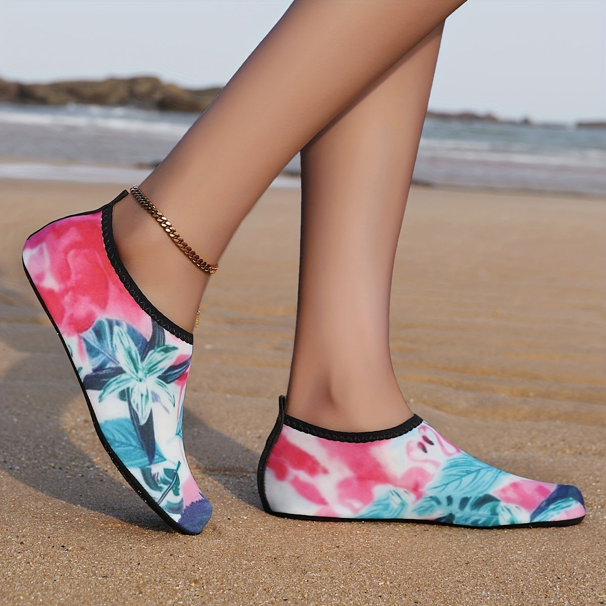 Women's Floral Water Shoes for Beach and Water Sports Non-Slip Quick-Dry Yoga Sneakers