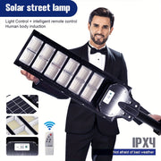 Farola exterior solar con sensor infrarrojo y control remoto