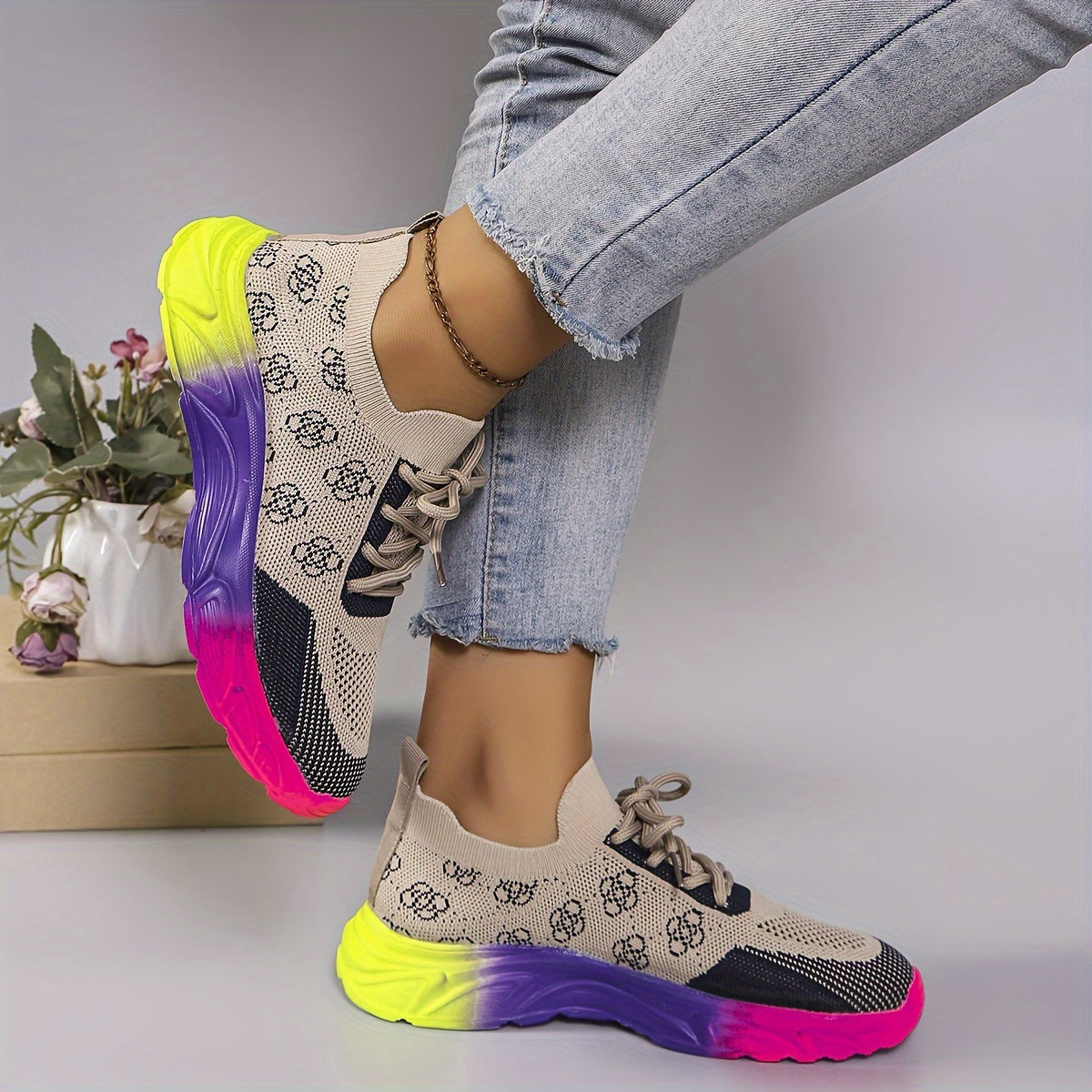 ayollar uchun nafas oladigan yengil paxta krossovkalar pastki yuqori sport poyafzallari