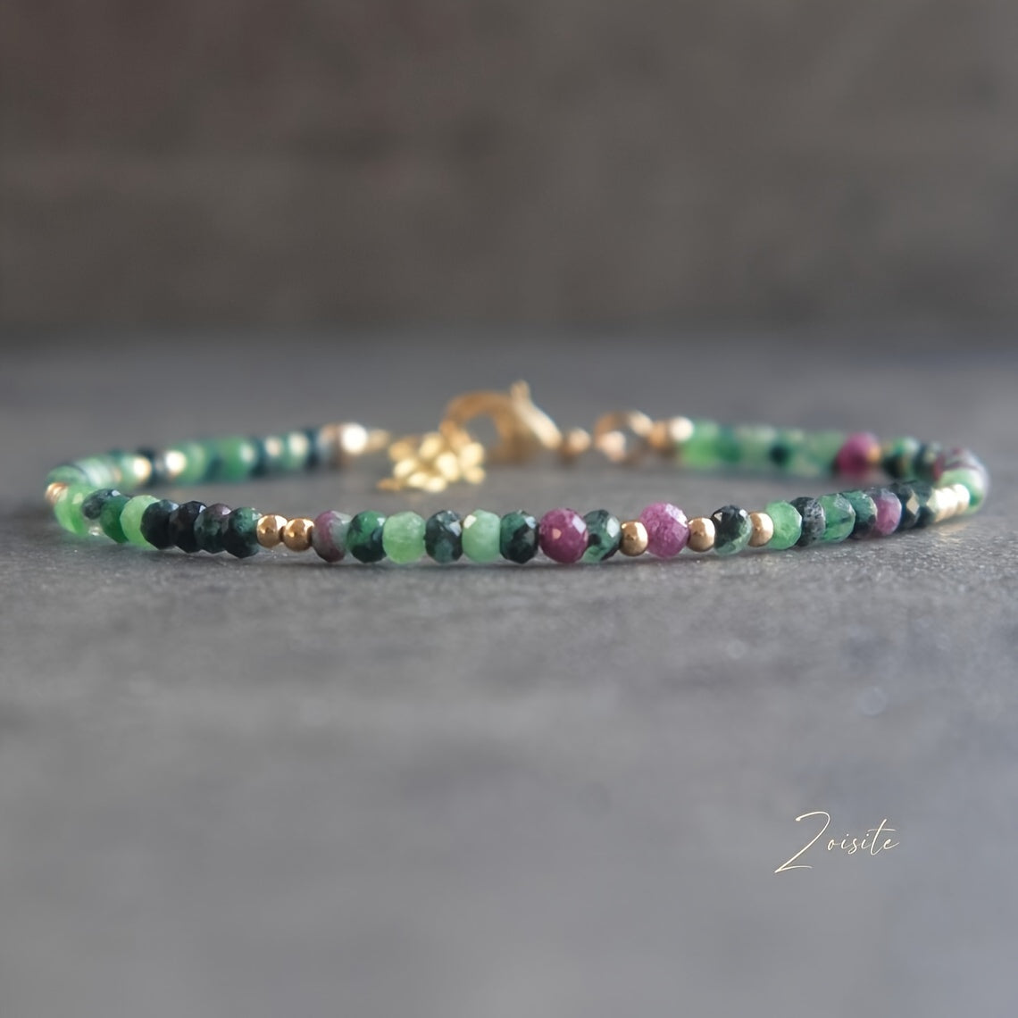 Женский браслет из бусин лунного и солнечного камня для подарка и украшений