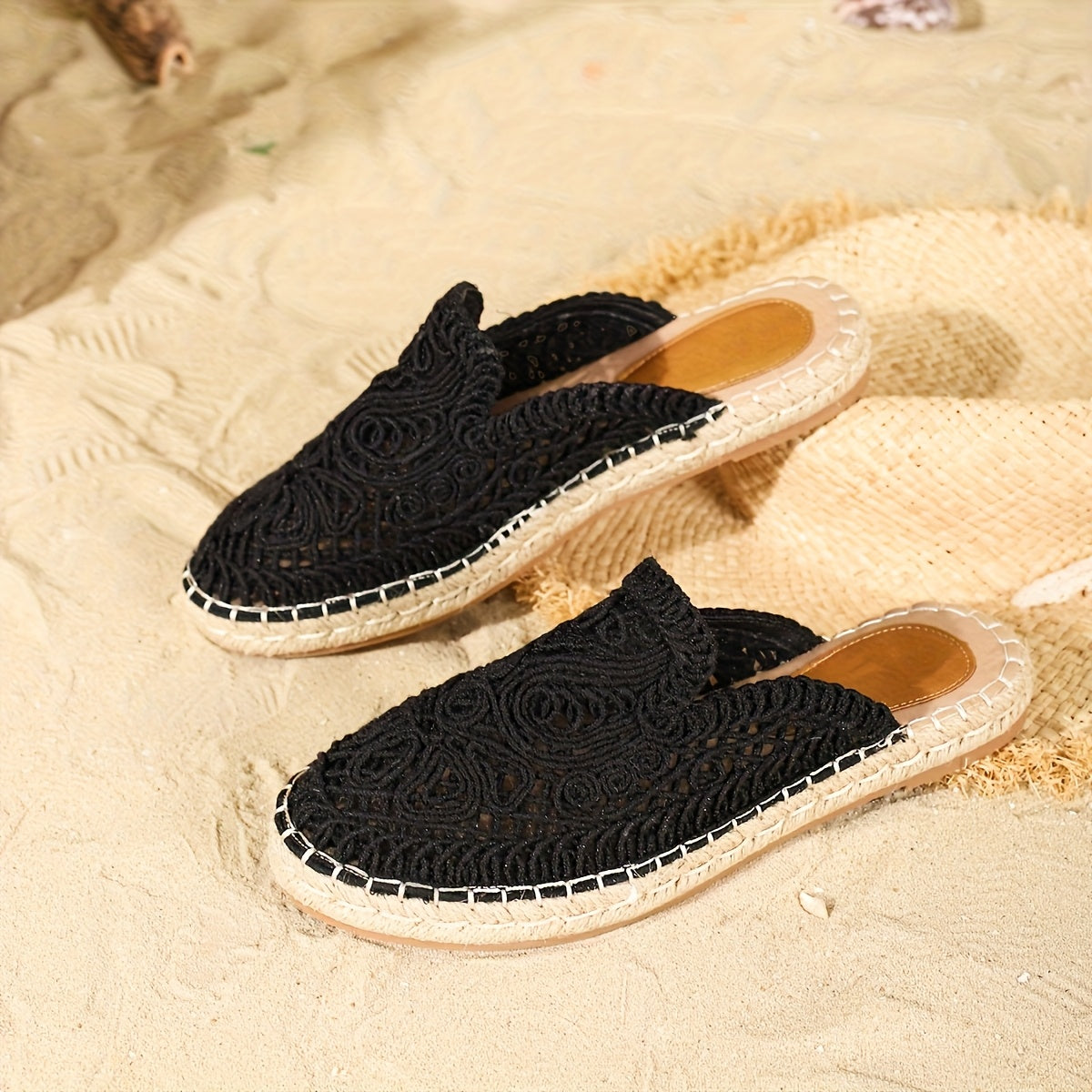 Women's Summer Beach Sandals Breathable Cut-Out Flat Slip-On Poolside Casual