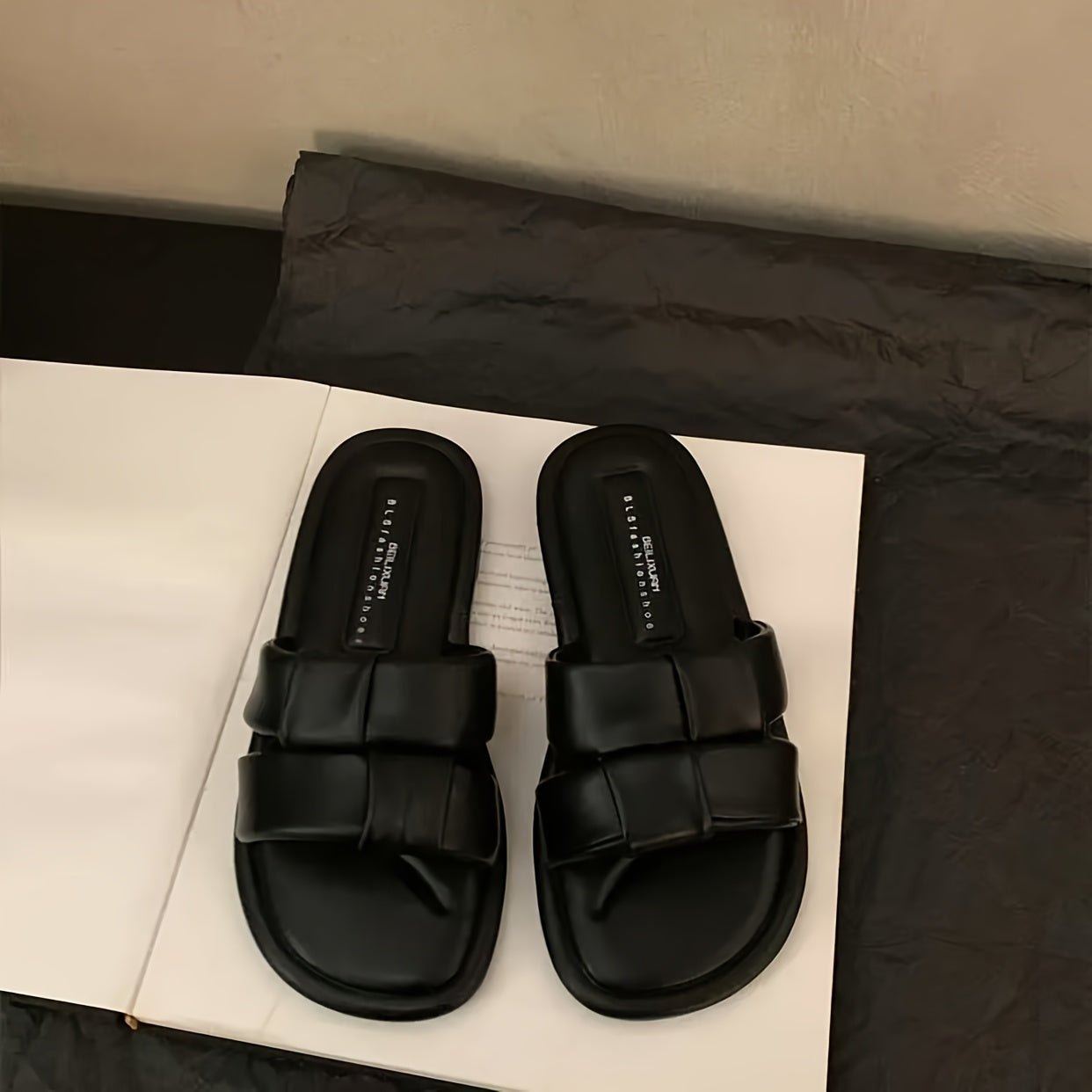 Women's Silver Woven Flat Sandals for Summer Beach Outdoor Outfit