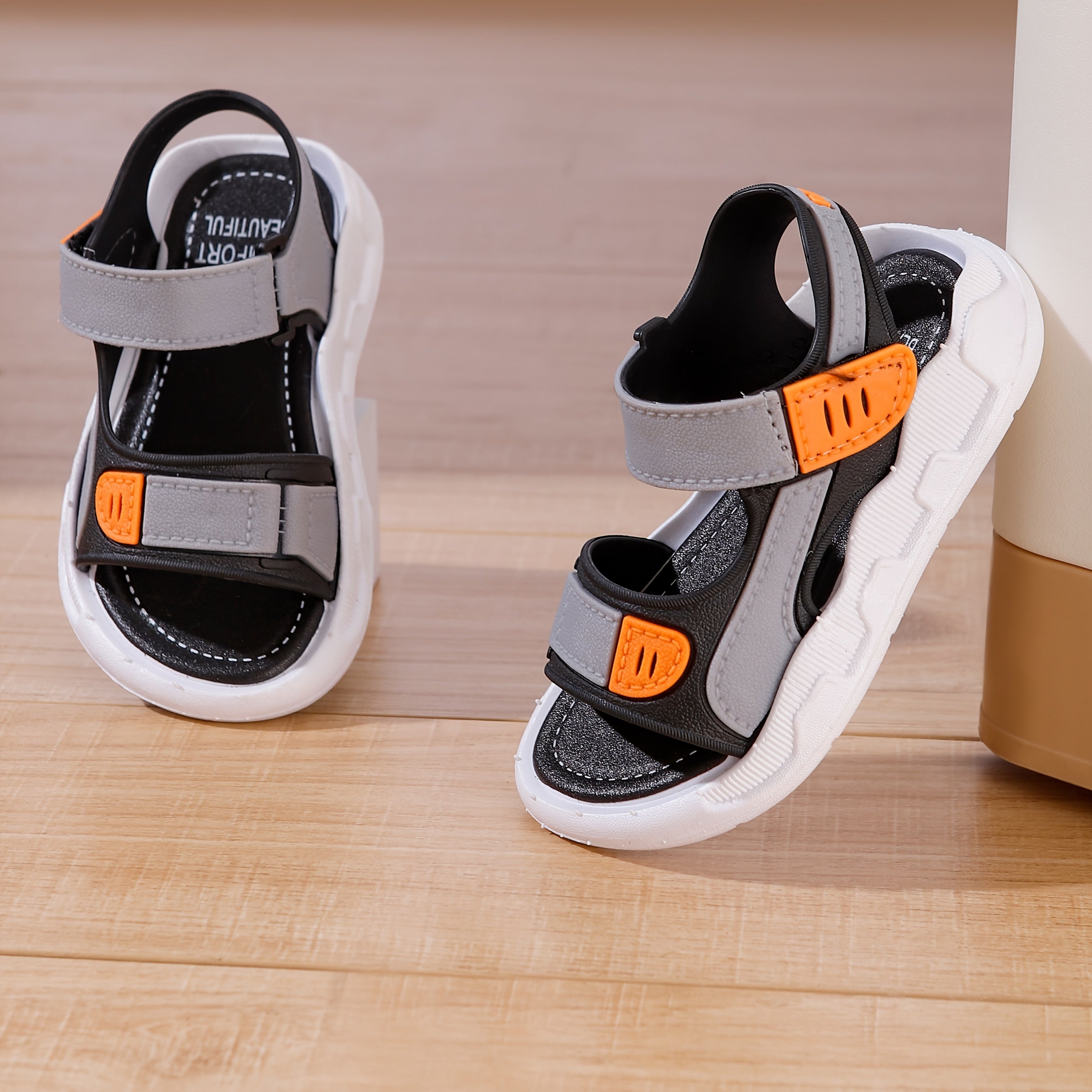 Детские полосатые сандалии для мальчиков с регулируемым ремешком, удобной подошвой, для детей до 14 лет.