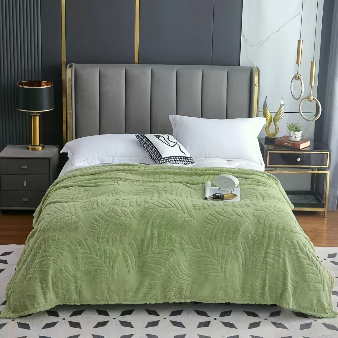 Fleece Throw Blanket White Plush Sofa Bed Cover All-Season Machine Washable