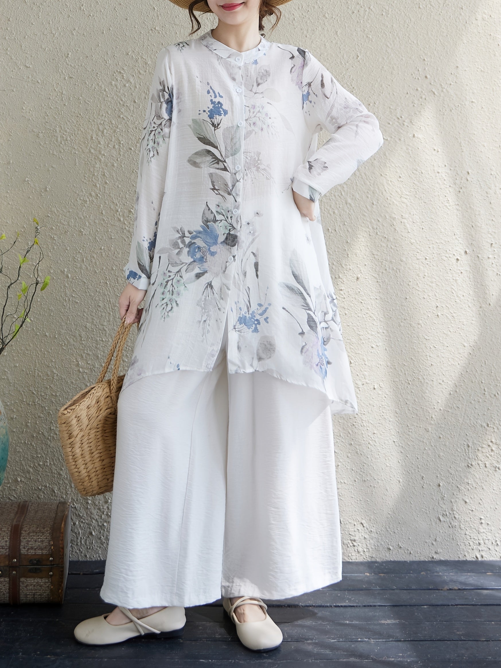 Plus Size Women's Floral Print Shirt Lightweight Sun-Protective Vacation Top