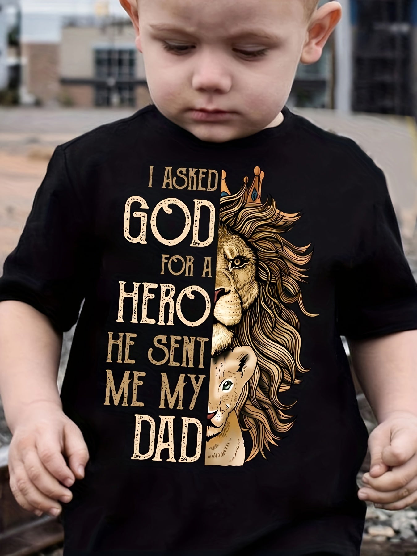 Boy's Summer Lion Print Crew Neck T-Shirt with Alphabet Pattern