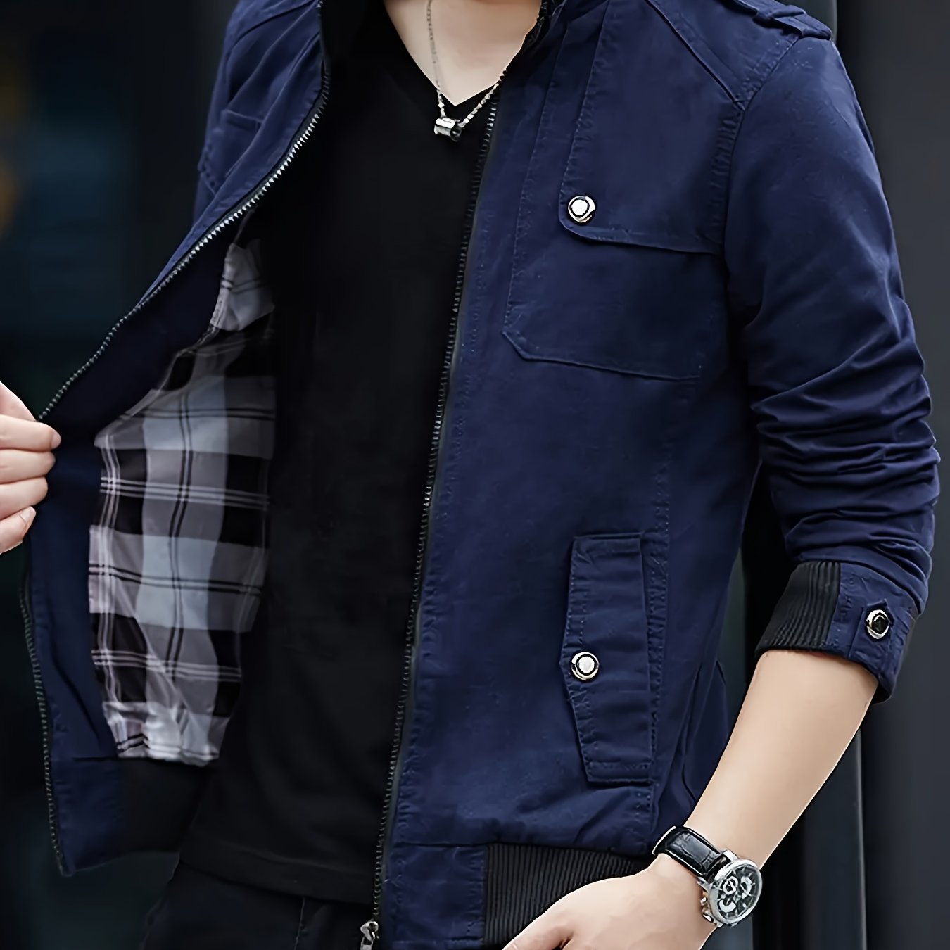 Erkaklar uchun ko'p cho'ntakli bej rangli yukka palto, kuz/qish mavsumi uchun, zamonaviy va amaliy ochiq havoda kiyish uchun.