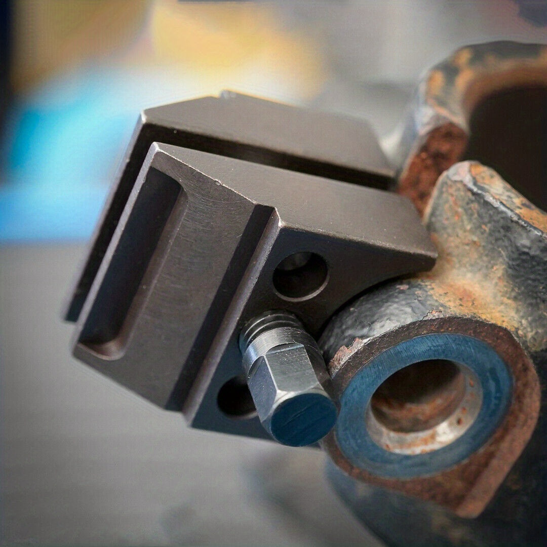 Universal avtomobil suspensiyasi kengaytiruvchi bo‘laklashuvchi asbob mustahkam metall