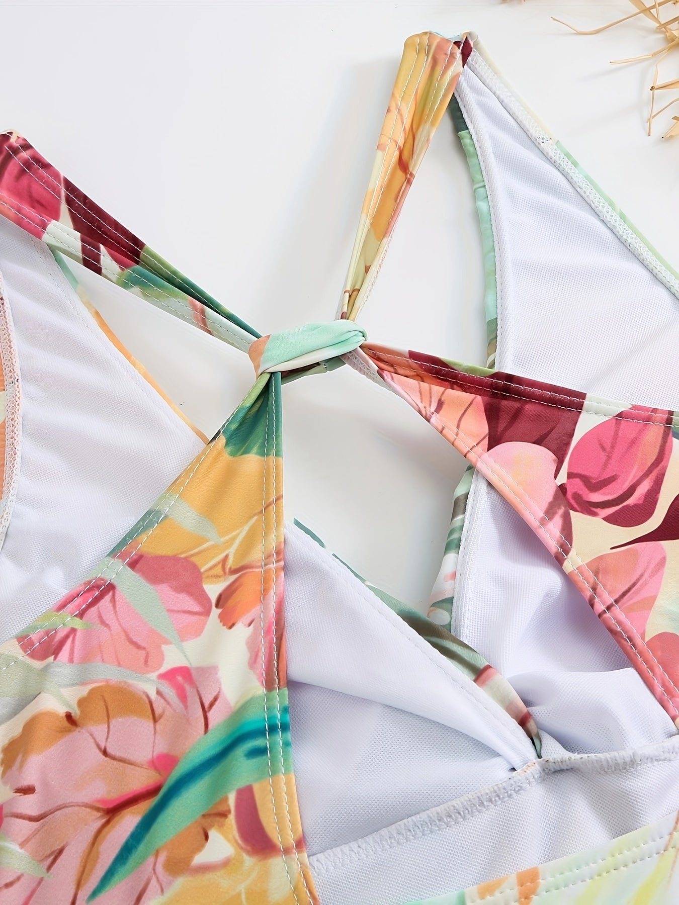 Ayollar uchun vintage gullar printi bilan ikki qismli suzish kostyumi to'plami, olib tashlanadigan plyaj smok bilan