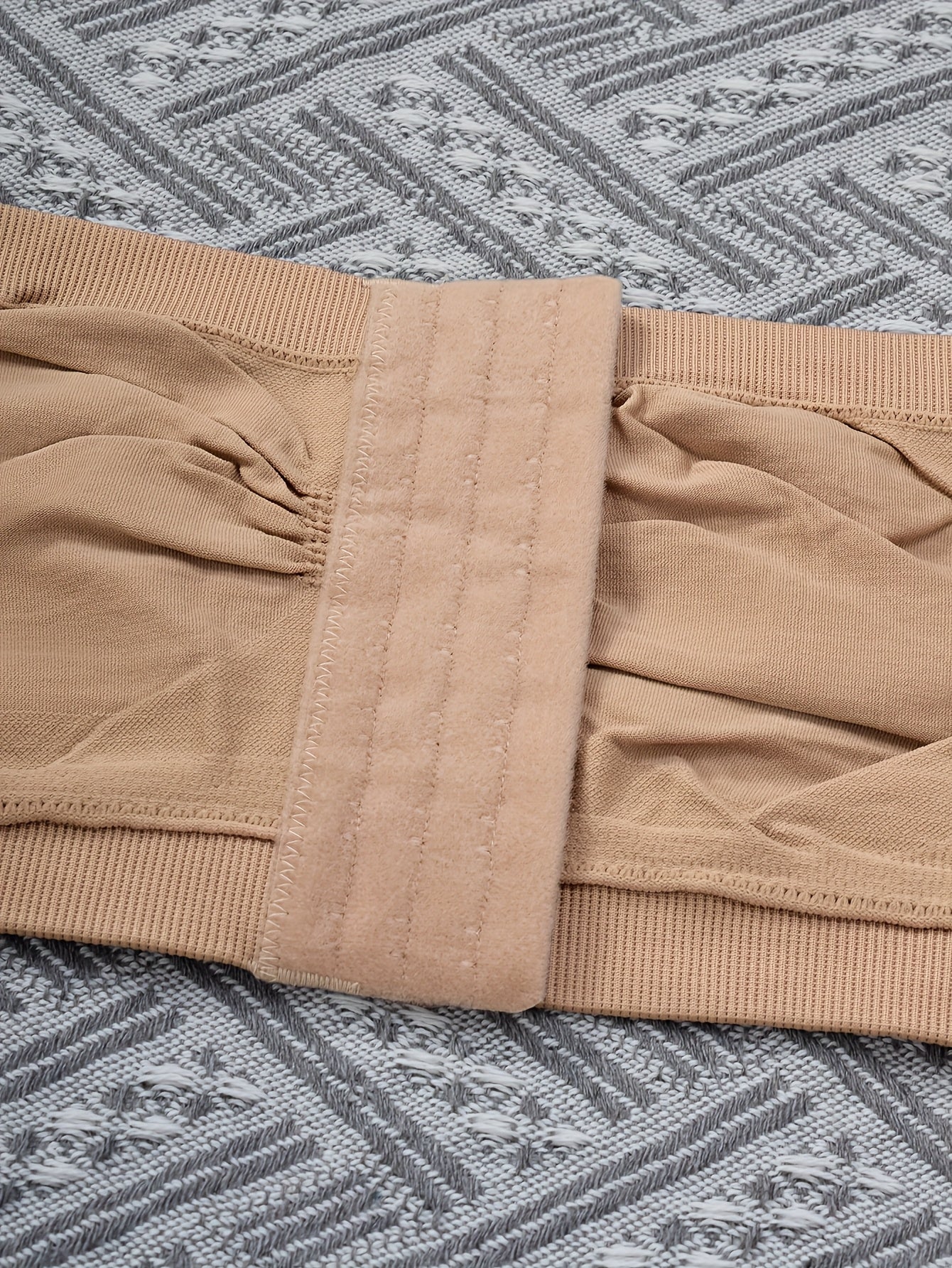 Plus Size Seamless Breathable No Underwire Bra With Front Closure