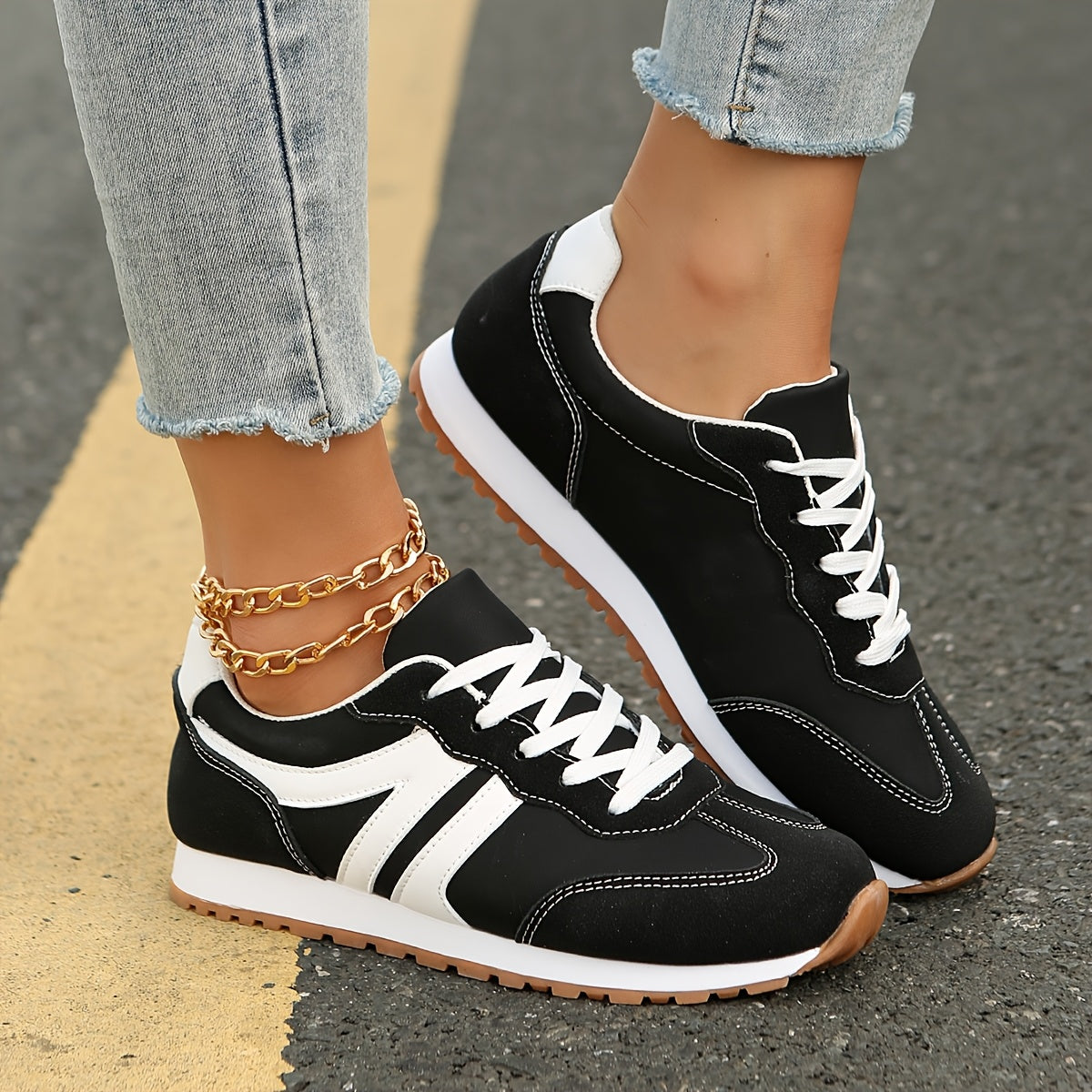 Women's Red Casual Sneakers Breathable Fabric Non-Slip Sole