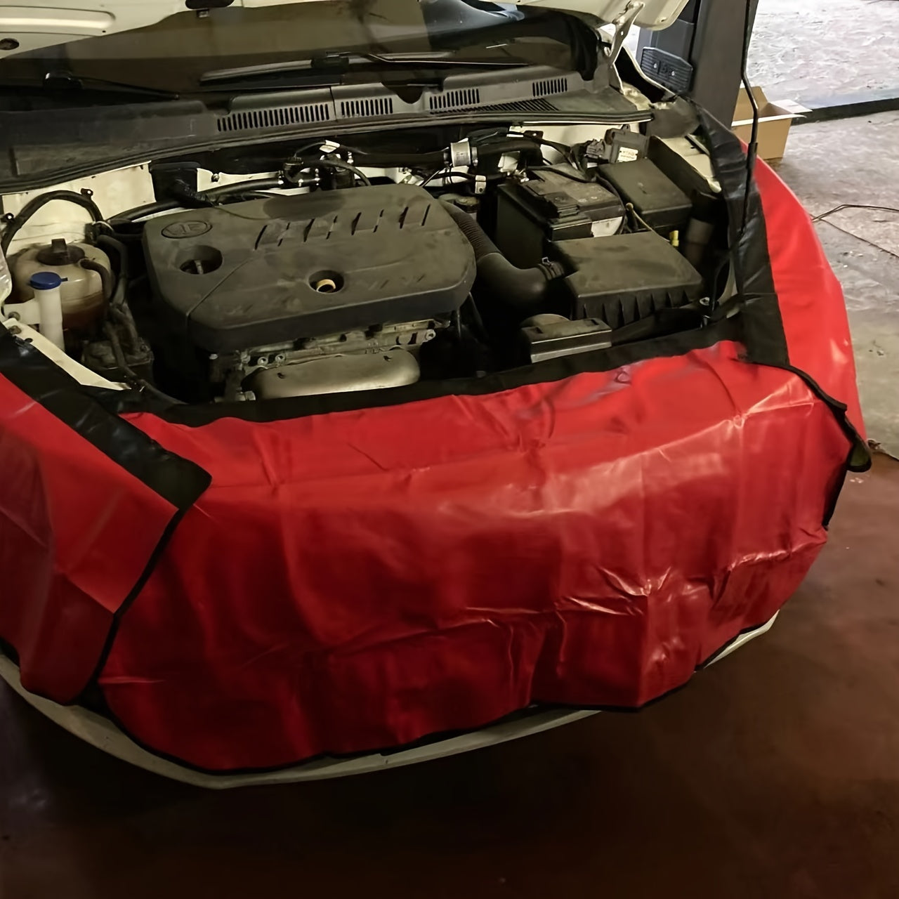 Universal avtomobil fender himoyasi bo'yoq himoyasi mato, qulf, yaproq plitasi bilan