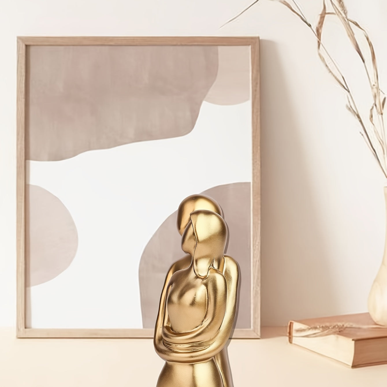 Golden Hug Couple Ornament Romantic Decor for Special Occasions