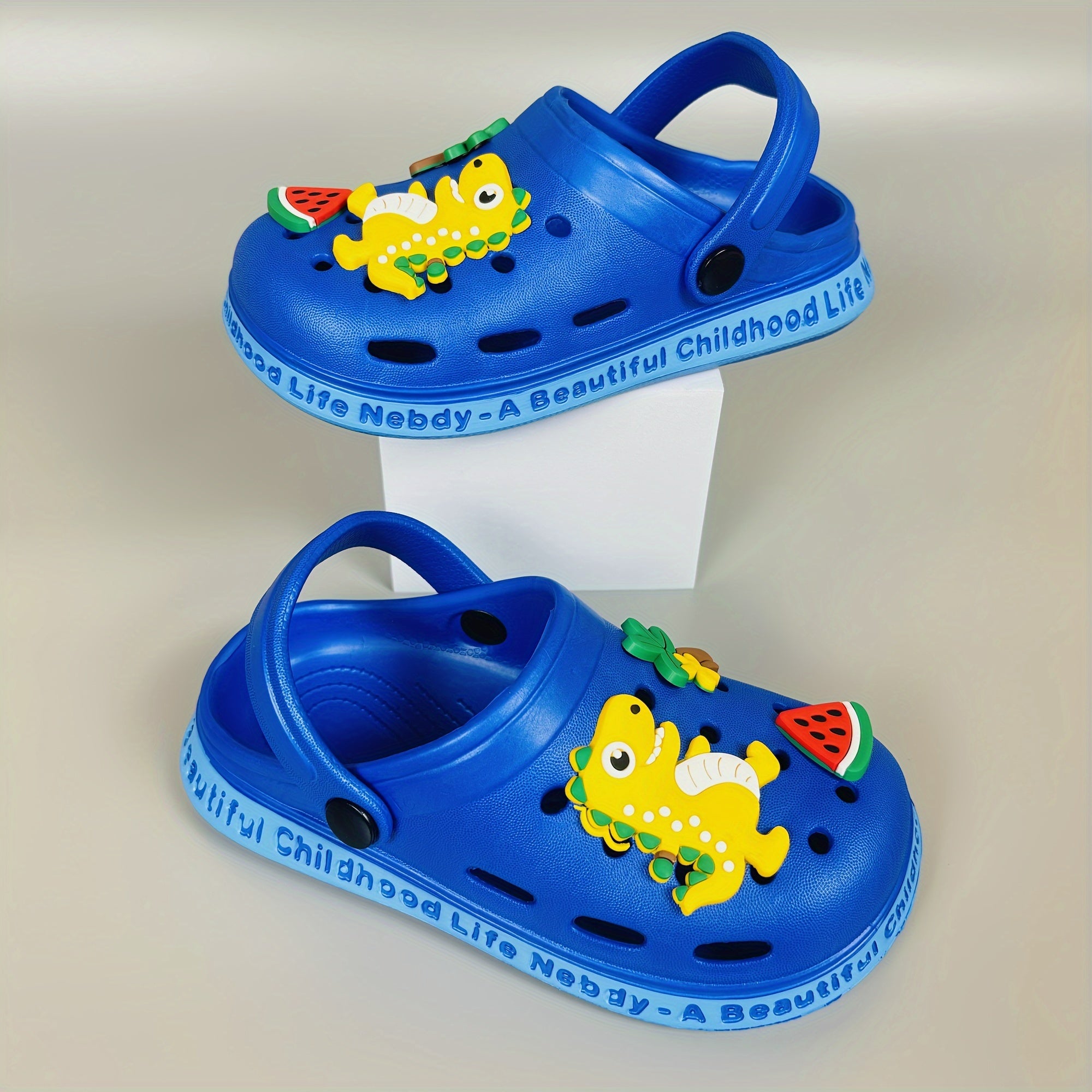 Kids' Dinosaur Clogs - Breathable Non-Slip Quick-Dry EVA Shoes for Boys and Girls