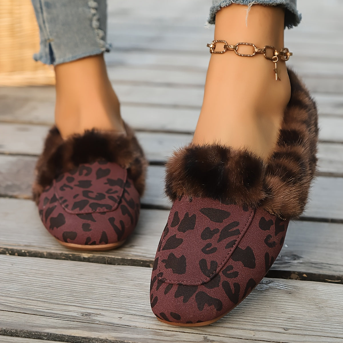 Women’s Leopard Print Plush Slippers Warm Faux Fur Indoor Shoes