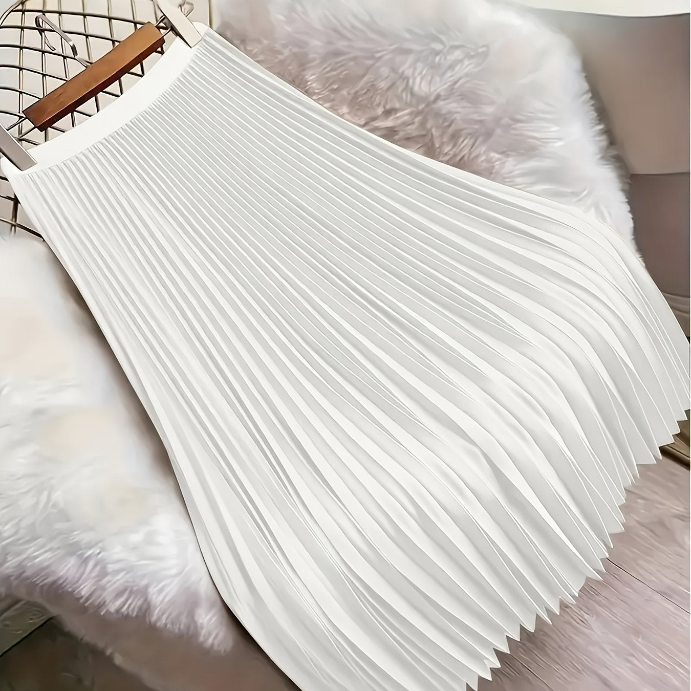 Elegant Solid Color Pleated Polyester Skirt for Spring and Fall