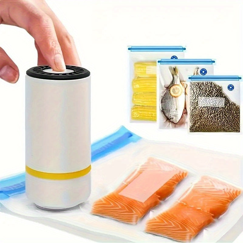 Портативный ручной вакуумный упаковщик для хранения продуктов с функцией перезарядки через USB. В комплект входят 3 размера вакуумных пакетов для свежего и влагонепроницаемого хранения. Идеально подходит для приготовления при низких температурах.