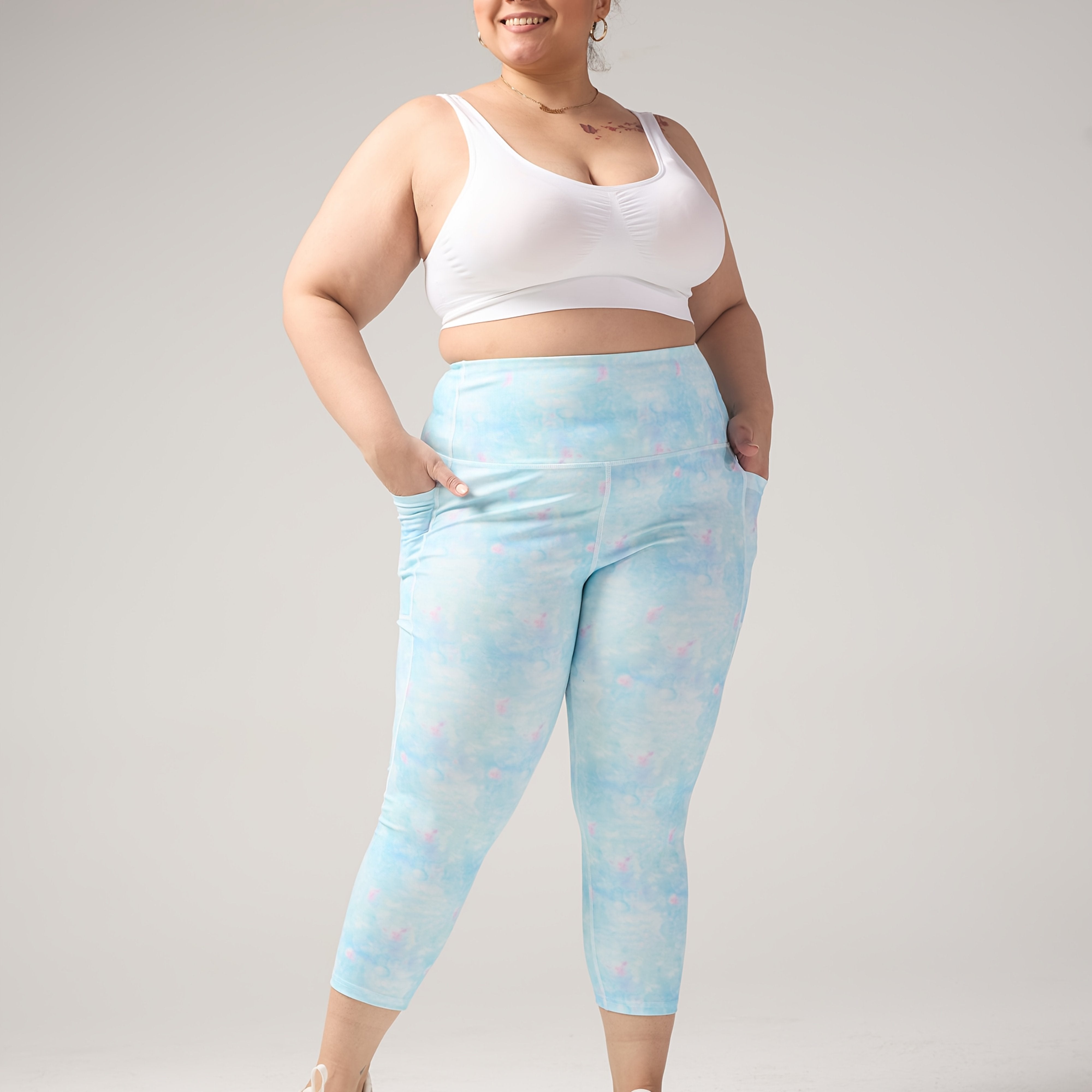 Women's Plus Size Cloud Pattern Capri Leggings High Waist Pilling-Resistant