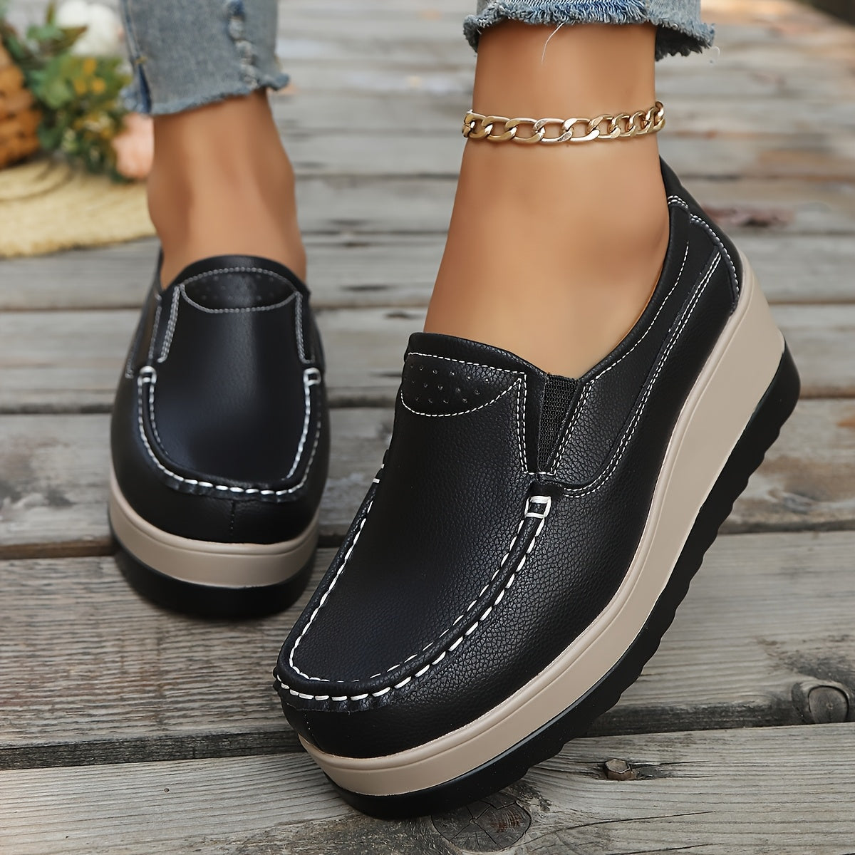 Ayollar uchun kundalik yengil poyabzal, qalin tag va baland poshnali