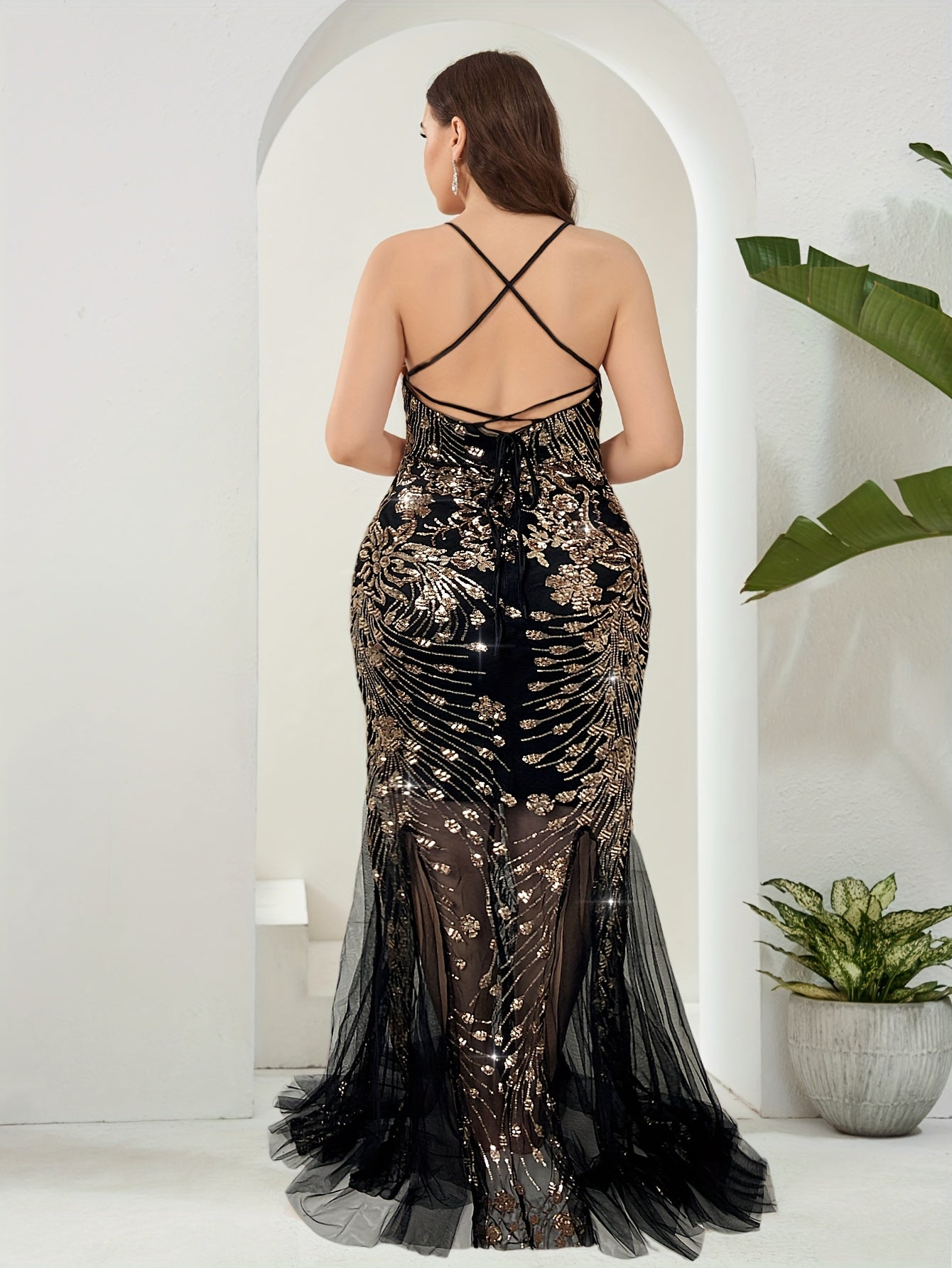 Women's Plus Size Formal Mermaid Dress with Sequin Details for Weddings and Events