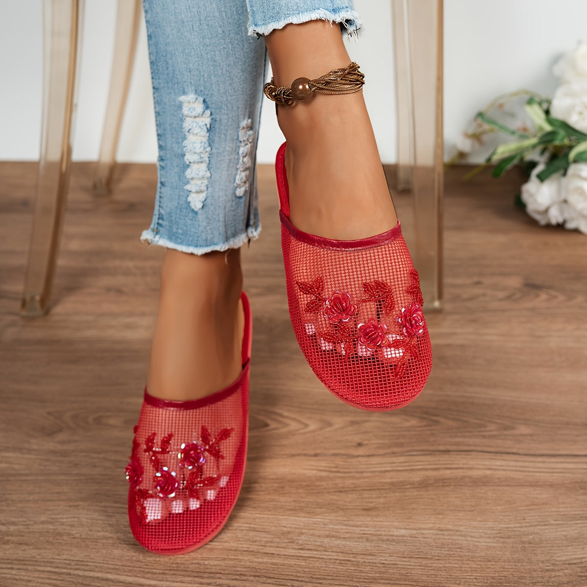 Women's Flat Sandals With Flower Sequins and Beaded Detail