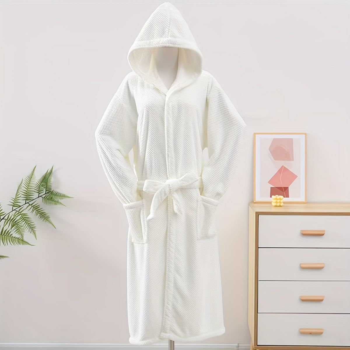 Kosmik mavzuda tuzilgan teksturalangan polyester kapyutali hammom kiyimi, barcha fasllar uchun mos.