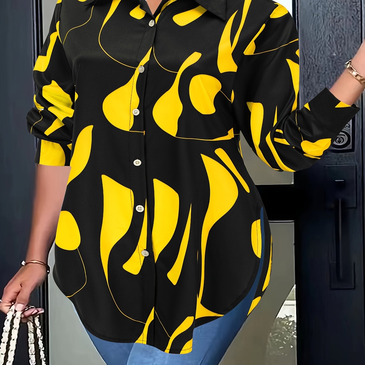 Plus Size Allover Print Button Front Shirt Long Sleeve Curved Hem Women's Clothing