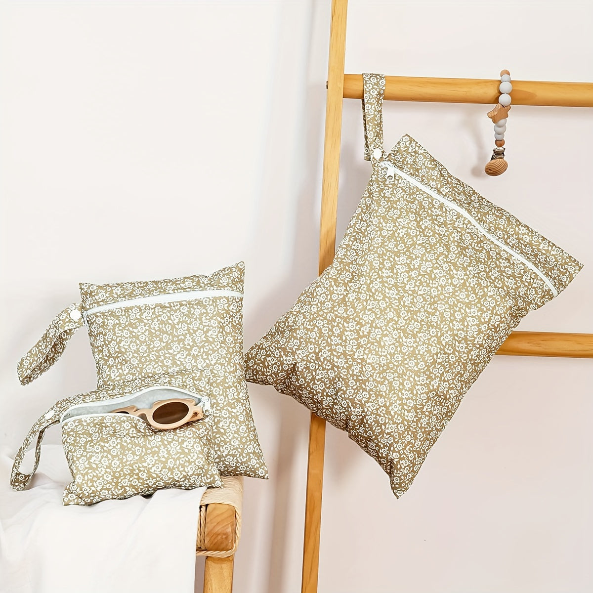 Set of Recycled Cloth Waterproof Wet Dry Diaper Bags with Zipper and Handle