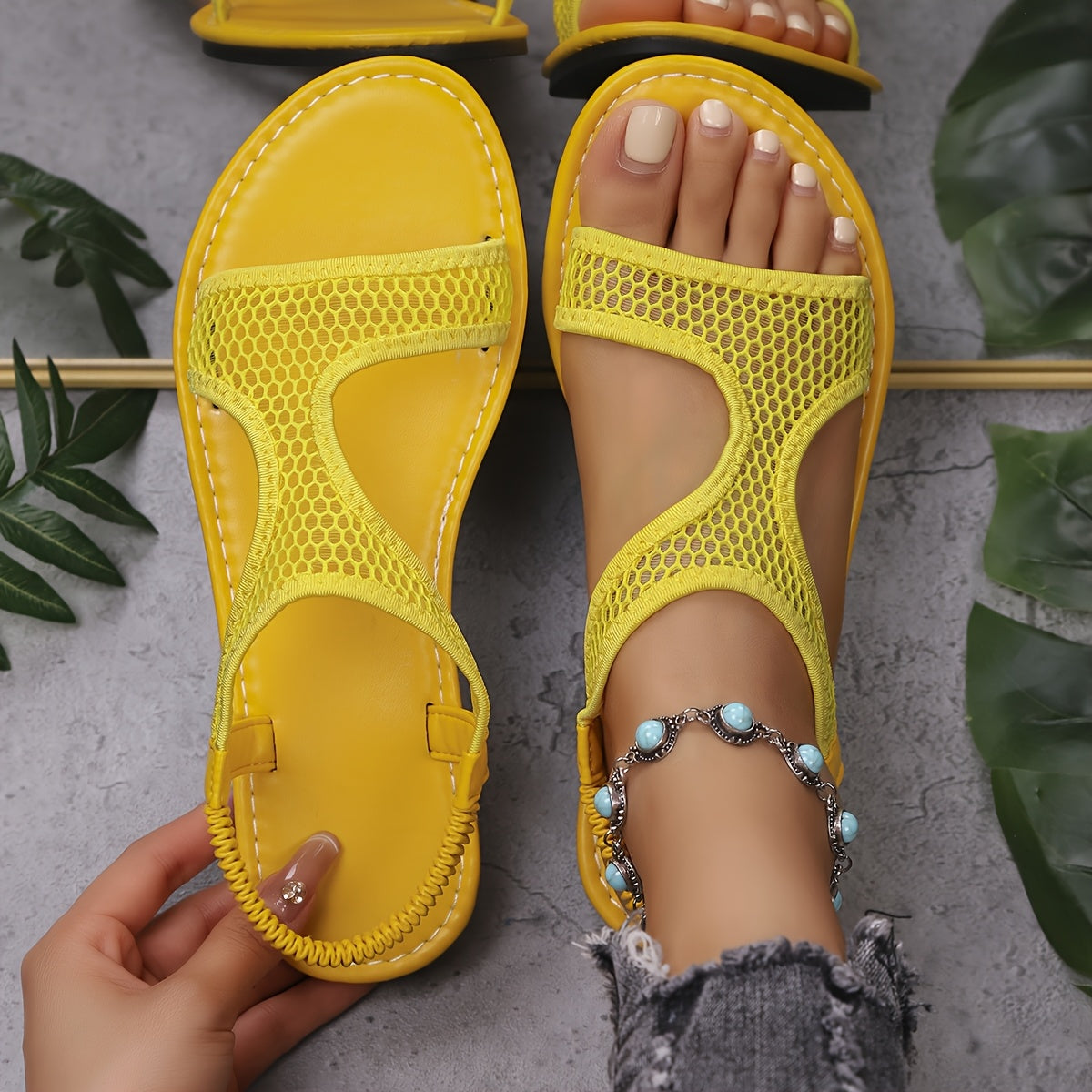 Women's Breathable Mesh Sport Flat Sandals Open-Toe Black Summer Footwear