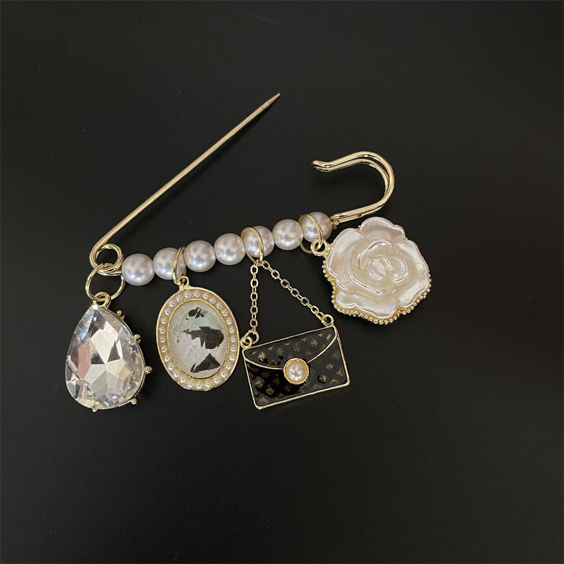 Crystal Flower Brooch Pin with Rhinestone Pendant for Women Weddings Parties