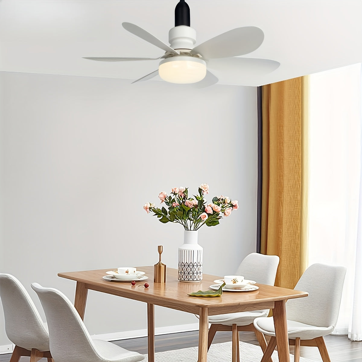 Masofadan boshqariladigan LED changyutgichli fan, yotoqxona, garaj, oshxona, balkon, mehmonxona, asbob-uskuna do'koni va kir yuvish xonasi uchun sozlanadigan chiroq bilan.