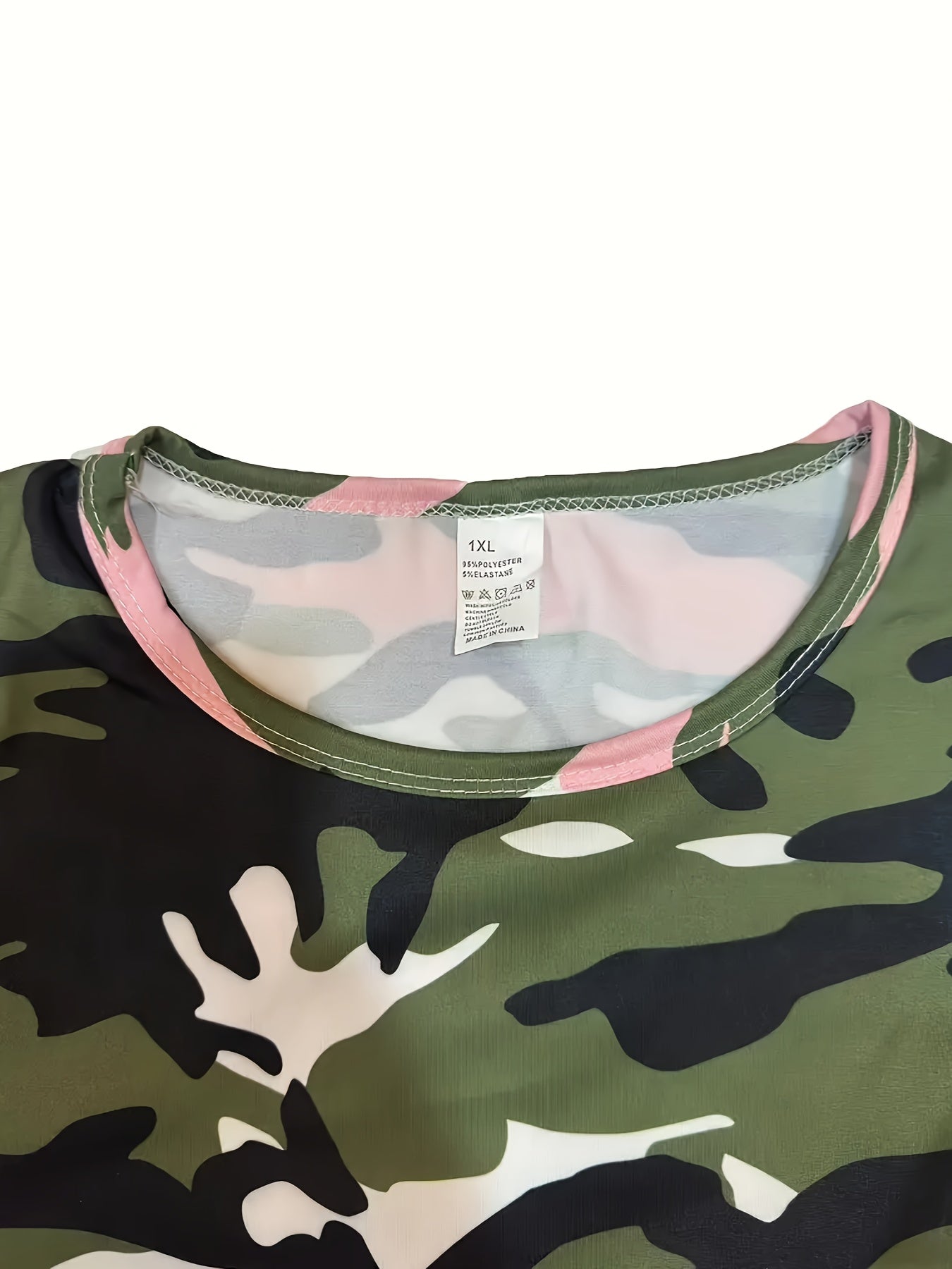 Plus Size Women's Camouflage Pink Sportswear Set Athletic Activewear