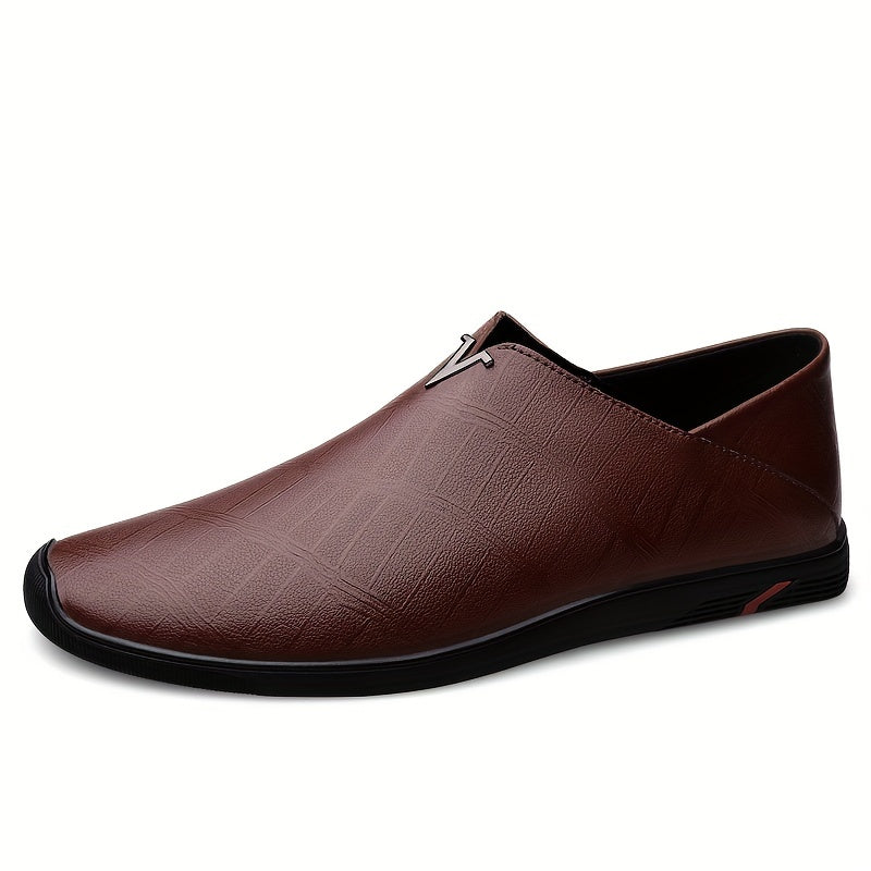 Erkaklar uchun qulay PU teridan yasalgan, sirpanmaydigan, kiyish oson poyabzal.