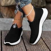 Ayollar uchun nafas oladigan slip-on sport poyabzali yengil, kundalik, dengiz bo'yoq, yozgi yurish uchun