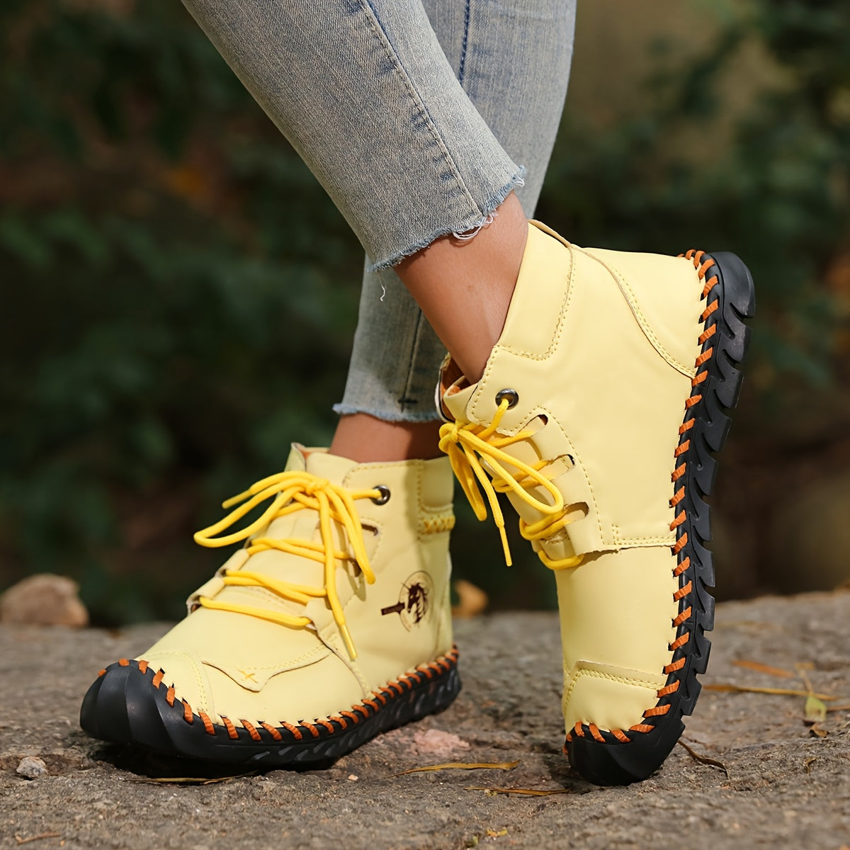 Women's Plus Size Casual Chelsea Boots Beige Microfiber Rubber Sole