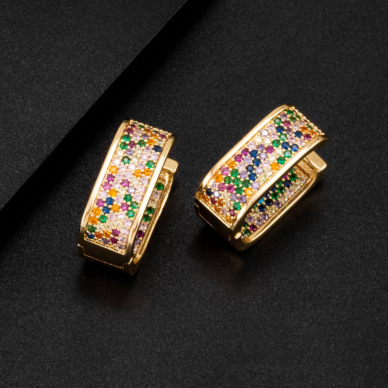 Rang-barang toshli U-shakl sirg'alar to'plami, 2 ta, ayollar uchun, Dekabr tug'ilgan kun toshi, oltin tonnali zargarlik buyumlari