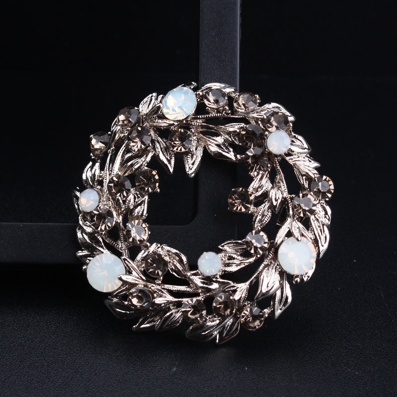 Vintage Floral Brooch with Rhinestones and Enamel Leaf Garland for Women