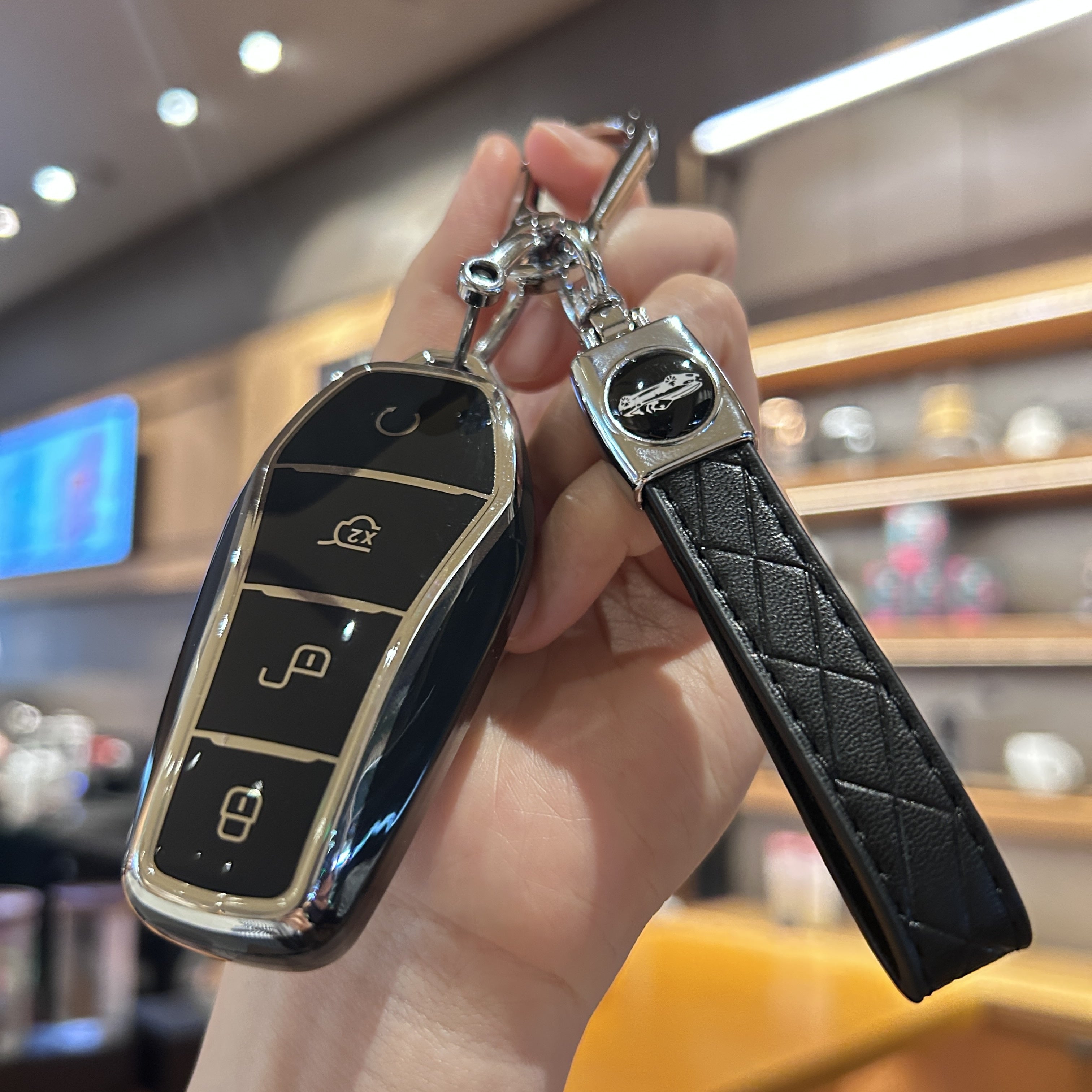 Car Key Shell TPU Soft Flexible Cover for 4-Button Key with Keychain