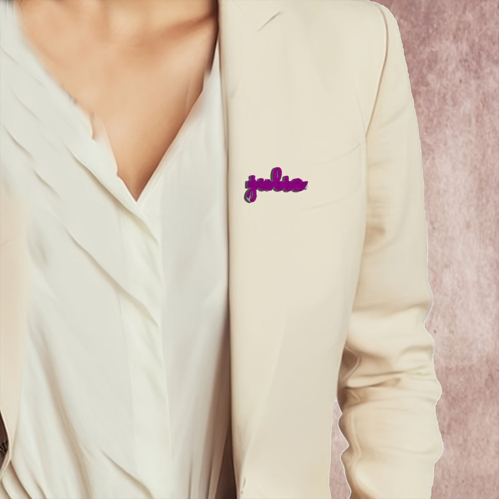 Ayollar uchun shaxsiylashtirilgan nom yozuvi bilan brosh, shaxsiylashtirilgan kurtka belgilari, ona, otaga, Sevgililar kuni uchun sovg'a