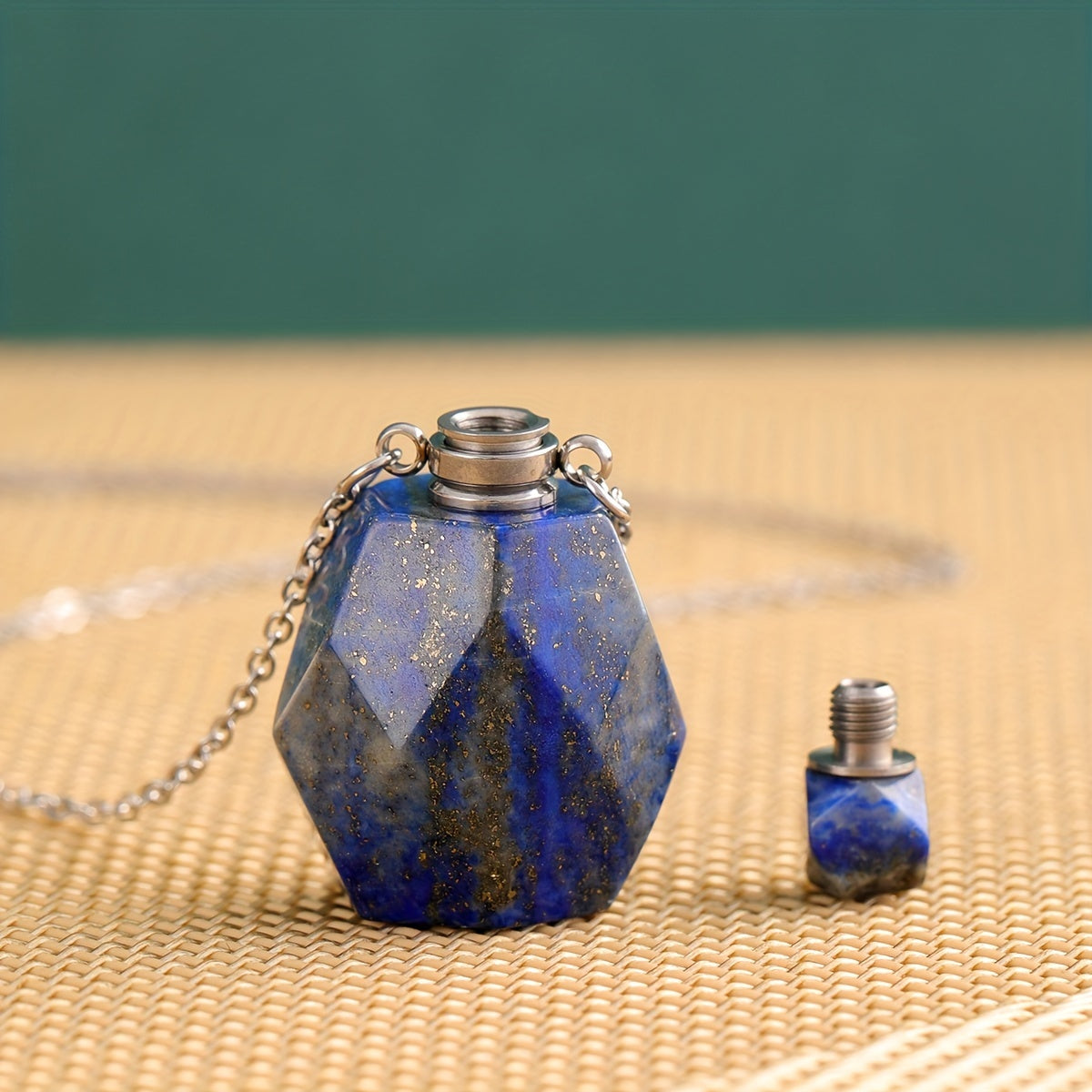 Glam Style Rock Crystal Diffuser Necklace with Chain for Aromatherapy and Gifts
