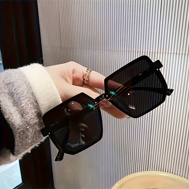 Gafas de marco cuadrado oversized para mujer para conducir moda decorativa de plástico