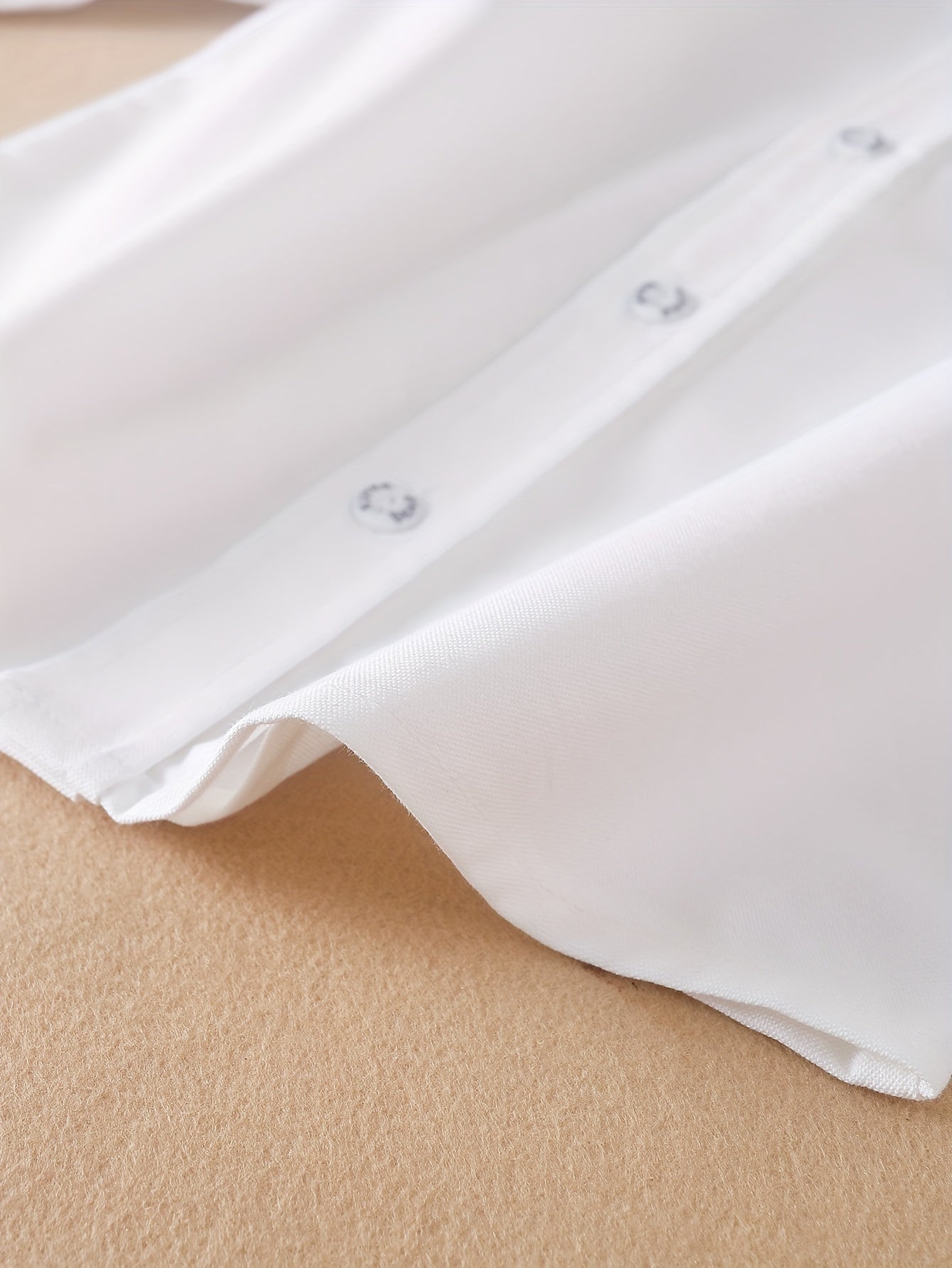 Camisa de manga larga para niños en mezcla de algodón blanco para niños, estilo preppy para primavera y otoño