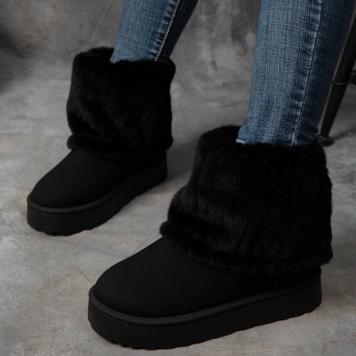 Women's Fleece-Lined Winter Boots Slip-On Round Toe Ankle Mid-Heel Durable Sole