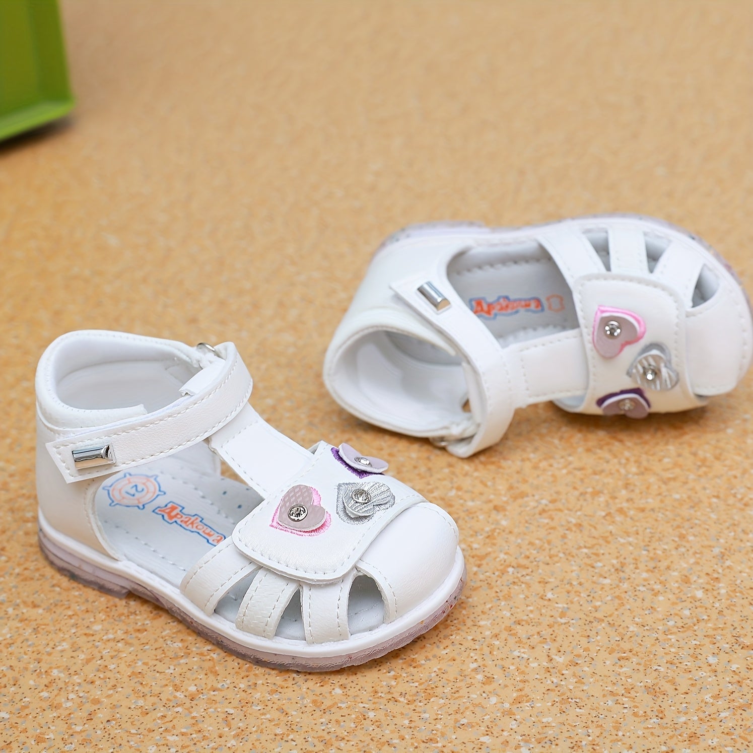 Girls Summer Sandals Heart Pattern White Low-Top Breathable Hook and Loop Closure
